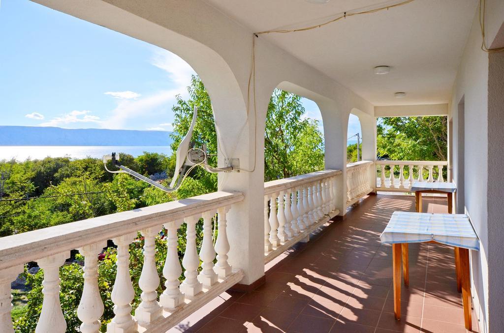 Apartments Sanja Sibinj Krmpotski Εξωτερικό φωτογραφία