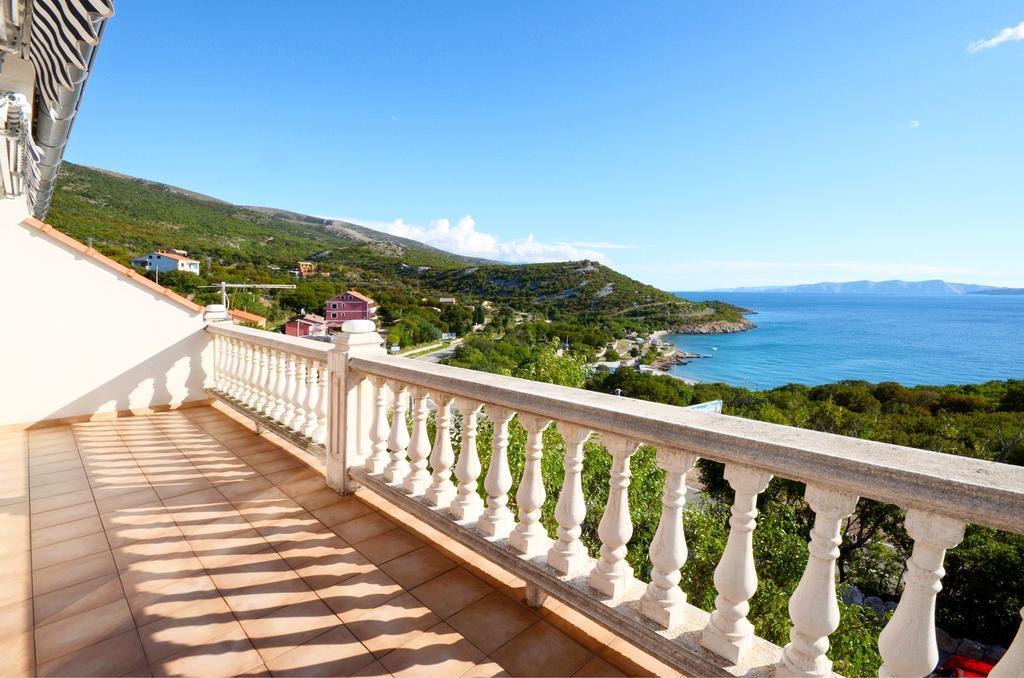 Apartments Sanja Sibinj Krmpotski Εξωτερικό φωτογραφία