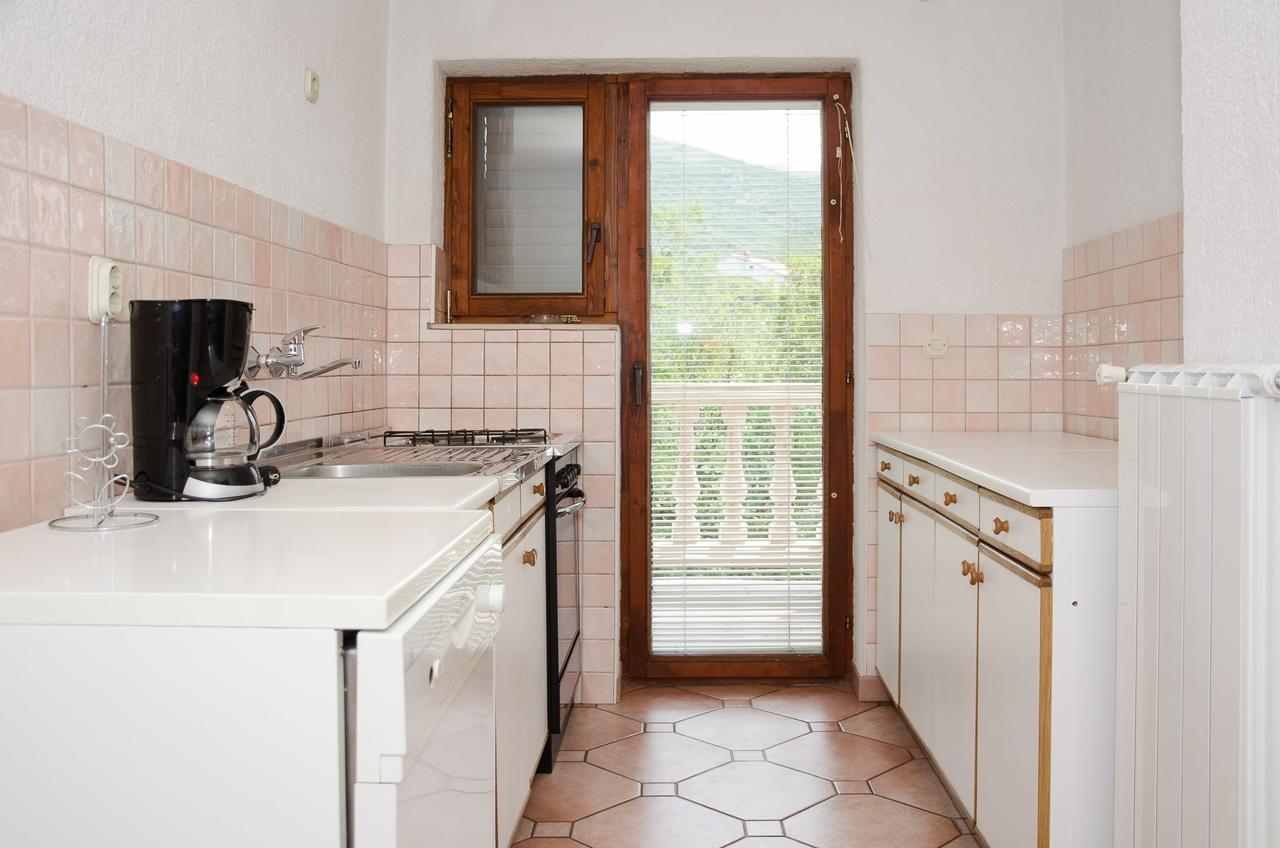 Apartments Sanja Sibinj Krmpotski Εξωτερικό φωτογραφία